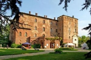 Castello-di-Pralormo-Torino